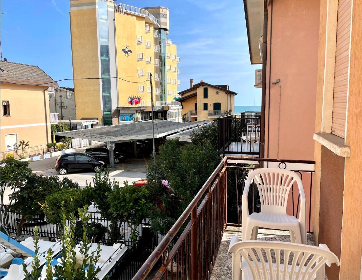 Appartamento Palma Carraro Immobiliare Jesolo - Family Apartments 外观 照片